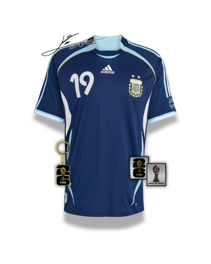 Argentina Camiseta Visitante 2006 - Retro - Messi #19