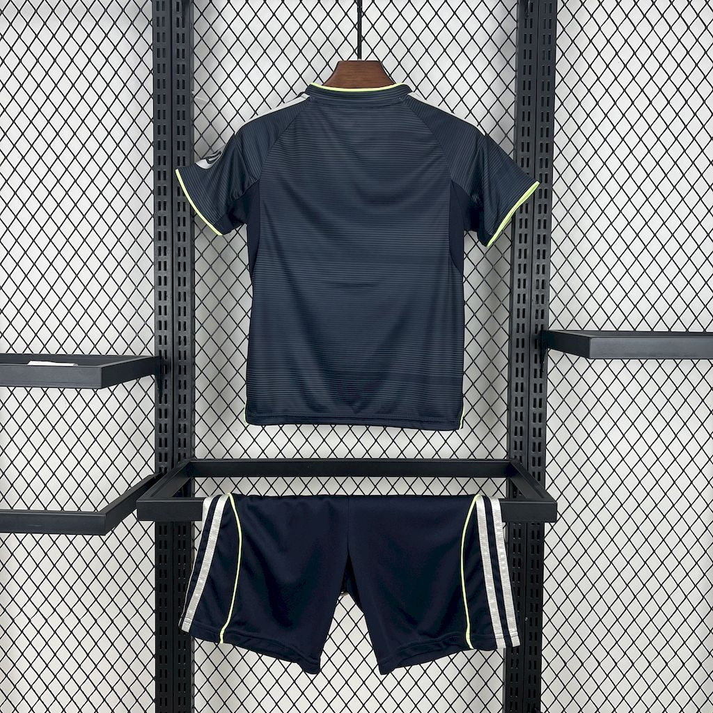 Real Madrid Camiseta Visitante 2025/26 - Niños