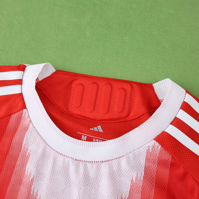Bayern Munich Player Camiseta Local 2025/26 - Manga Larga