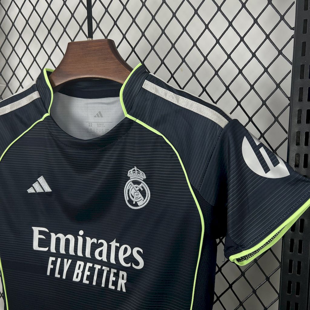 Real Madrid Camiseta Visitante 2025/26 - Niños