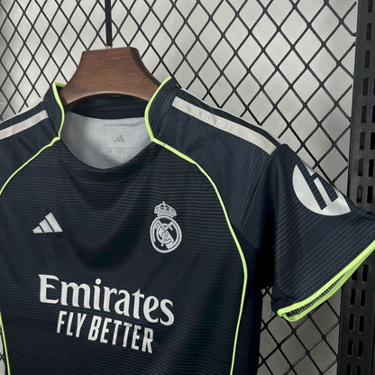 Real Madrid Camiseta Visitante 2025/26 - Niños